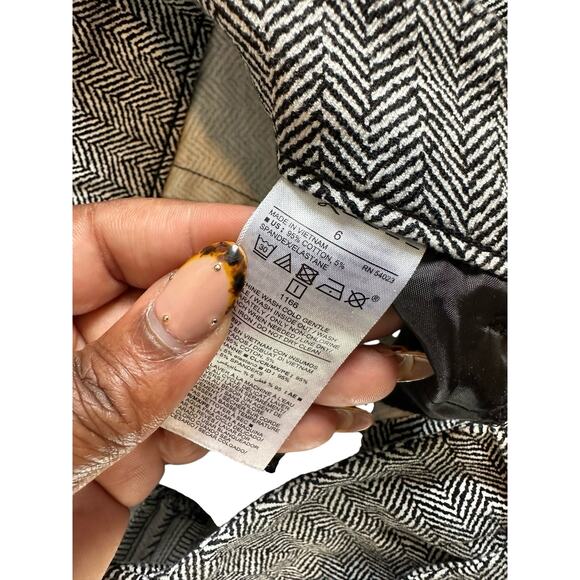 Old Navy Black White Herringbone Career Straight Leg Pixie Dress Pants Size 6 - Picture 2 of 13